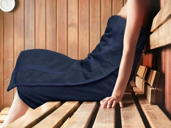 P-87213230002337-20260405180325.webp Unyqoos® Extra Grote Luxe Saunahanddoeken Set van 2 voor Optimaal Comfort en Absorptie in Marineblauw