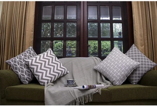 Unyqoos ® Luxueuze Set van Vier Decoratieve Kussenovertrekken voor Stijlvolle Woonkamerbank, 45 x 45 cm