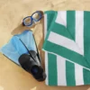 Unyqoos® Set van Vier Luxe Strandhanddoeken in Heldere Kleuren, 76 x 152 cm, Zacht en Absorberend Katoen