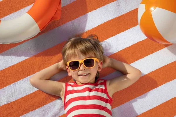 Unyqoos® Set van Vier Luxe Strandhanddoeken in Heldere Kleuren, 76 x 152 cm, Zacht en Absorberend Katoen