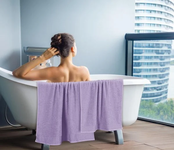 Unyqoos® Extra Grote Luxe Handdoekenset van 4 Stuks voor Comfort en Absorptie