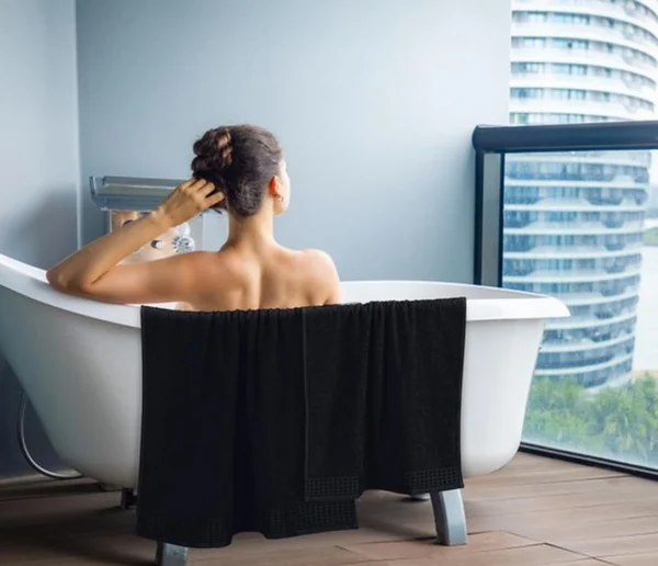 Unyqoos® Zachte Luxe Set van 4 Katoenen Handdoeken voor Comfort en Stijl in Zwart