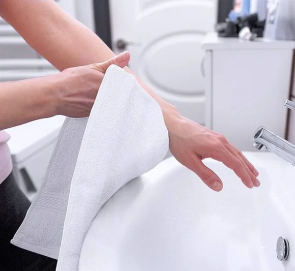 Unyqoos® Set van Luxe Handdoeken van Hoogwaardig Katoen voor Optimale Absorptie en Zachtheid, 6 Stuks, Wit