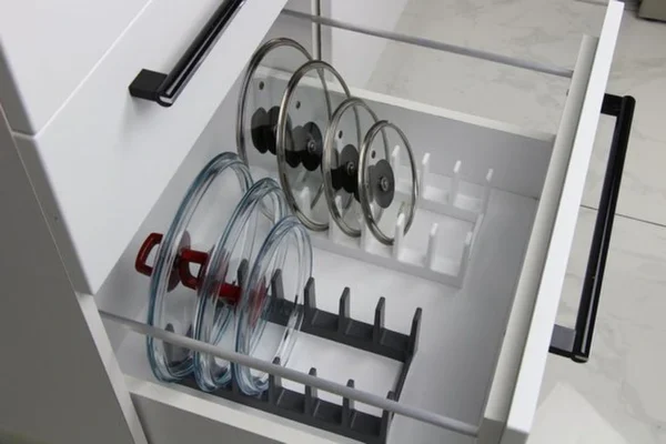 P-87213230074545-20260406094910.webp Unyqoos ® Ruimtebesparende Keukenorganisator voor Deksels en Pannen, Veelzijdige Houder voor Optimale Orde