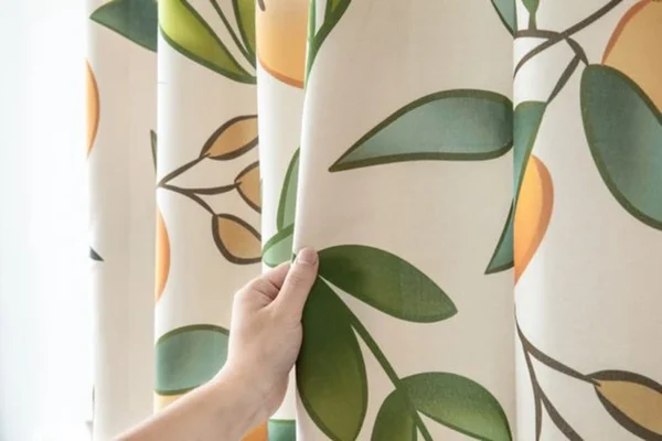 Unyqoos® Stijlvol en Schimmelwerend Douchegordijn met Bloemenpatroon voor Badkamer, Waterdicht en Kleurrijk, 200 x 200 cm
