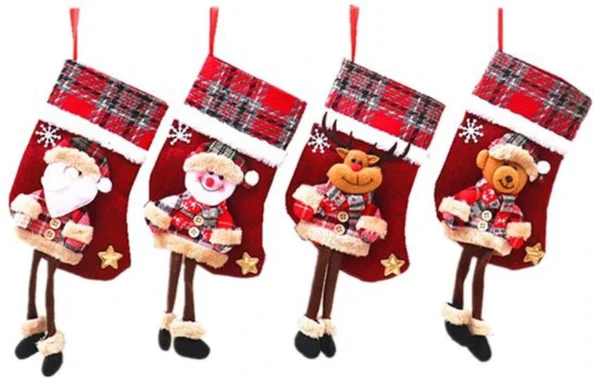 P-87213230627810-20260406093104.webp Unyqoos® Set van 4 Kerstsokken met Decoratieve Motieven voor Feestelijke Versiering
