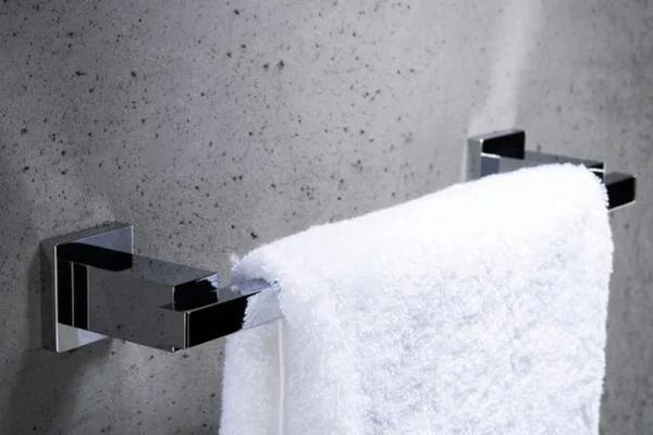 Unyqoos® Stijlvolle en Handdoekhouder van 40 cm voor Badkamer