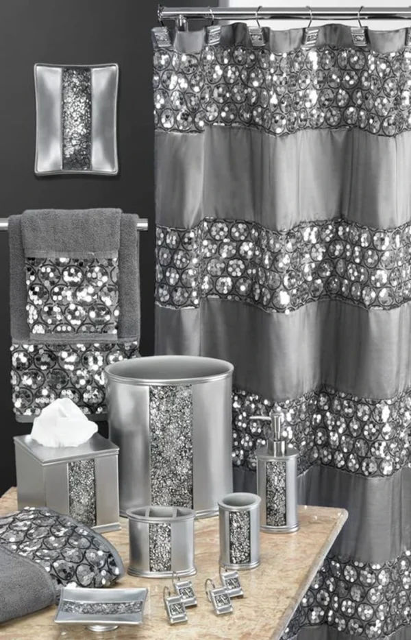 Unyqoos® Glinsterend zilverkleurig douchegordijn met modern en stijlvol design