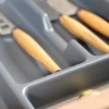Unyqoos® Flexibele en robuuste ladeverdeler voor optimaal georganiseerde keuken of kantoor