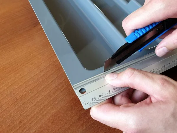 Unyqoos® Aanpasbare lade-organizer met vakverdeling voor keuken of kantoor