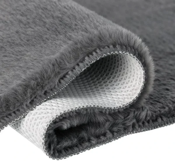 P-87213232790351-20260405134935.webp Unyqoos® Donkergrijze hoogpolige badmat met antislip en sneldrogende eigenschappen