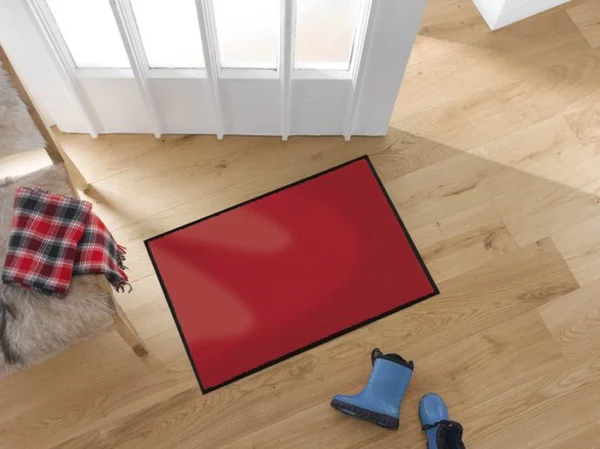 P-87213233975553-20260406092651.webp Unyqoos® Stijlvolle en Praktische Rode Voetmat voor Diverse Binnenruimtes