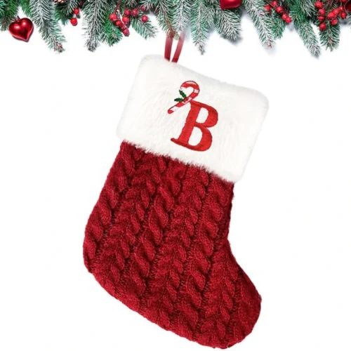 Unyqoos® Gepersonaliseerde kerstsok met letters voor unieke feestdecoratie