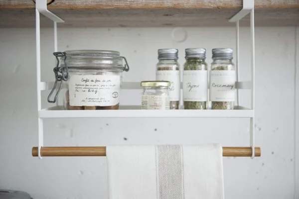 P-87213234740271-20260406101707.webp Unyqoos® Ruimtebesparend kruidenrek van staal en hout voor de keuken