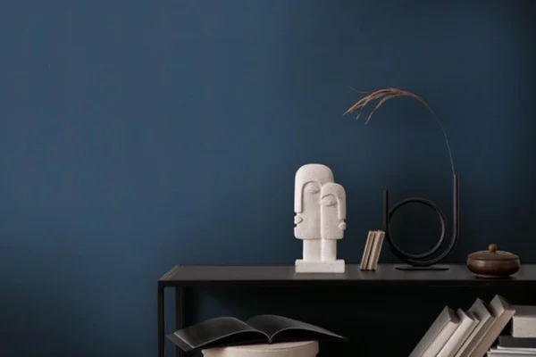 P-87213235331206-20260405113319.webp Unyqoos® Stijlvol blauw vliesbehang met lichte structuur voor elke woonruimte