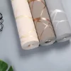 Unyqoos® Modern gestreept vliesbehang met 3D reliëf voor woonkamer en meer, bruin