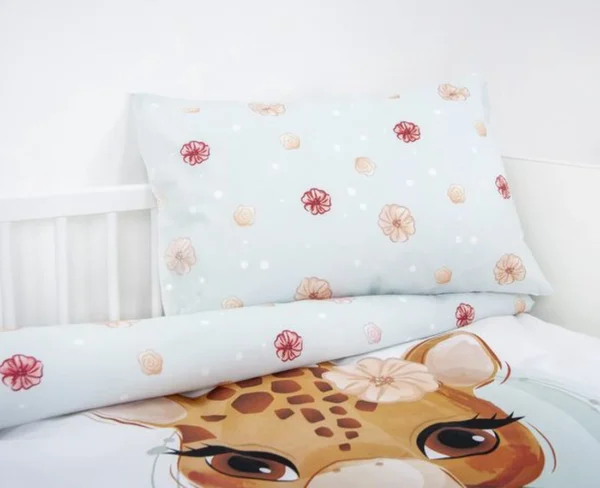 Unyqoos® Kinderbeddengoedset met Giraffe Motief en Omkeerbaar Ontwerp van Katoen