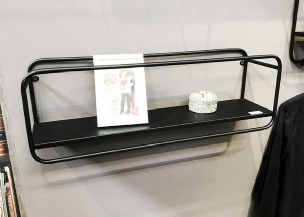 Unyqoos® Modern zwart metalen wandrek voor stijlvolle en efficiënte opslag