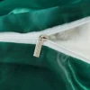 Unyqoos® Elegante donkergroene satijnen beddengoedset met ritssluiting voor zomernachten