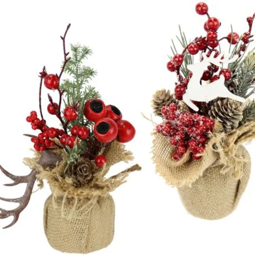 P-87213237400610-20260405141814.webp Unyqoos® Set van twee winterse bloemstukken met bessen en gewei in jute pot