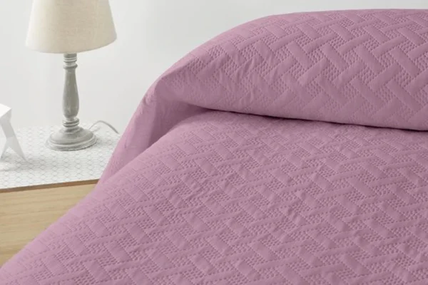 Unyqoos® Tijdloze Elegantie: Veelzijdige en Zachte Dekbedsprei voor Elke Slaapkamer en Ieder Seizoen
