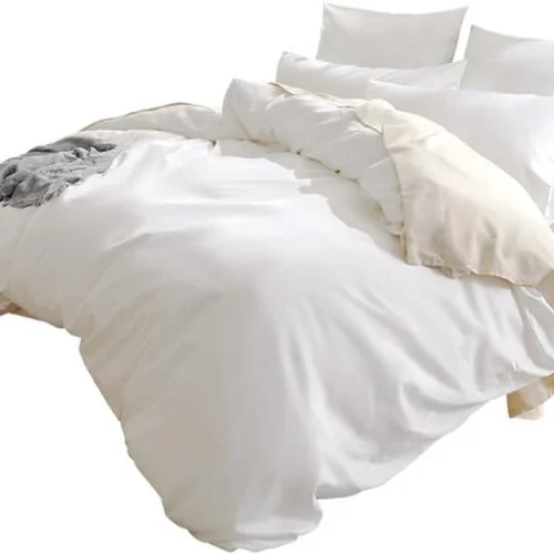Unyqoos® Luxe wit beddengoedset van biologisch katoen met hoekbanden en kussenslopen