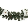 Unyqoos® Decoratieve kerstslinger met dennentakken en zilveren accenten voor binnengebruik