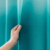 P-87213238494983-20260403114140.webp Unyqoos® Waterdicht douchegordijn in blauwgroene ombre stijl met stalen haken