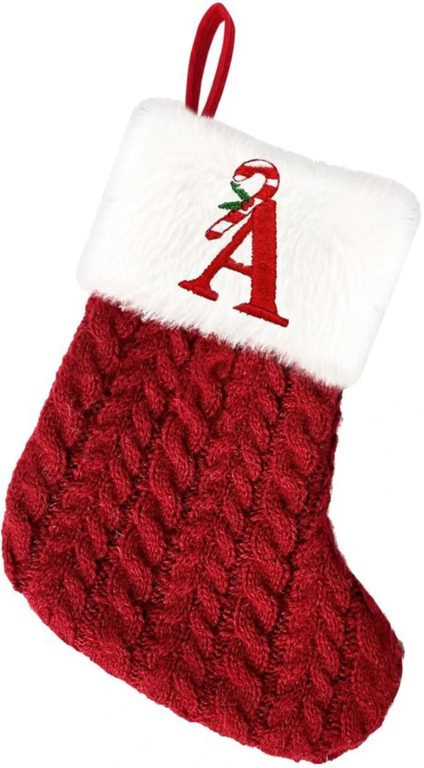 Unyqoos® Gepersonaliseerde Kerstkousen met 26 Letters voor Sfeervolle Kerstdecoratie