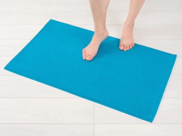 Unyqoos® Zachte en Absorberende Badmat van 100% Katoen voor de Badkamer, Antislip en Wasbaar in Turquoise