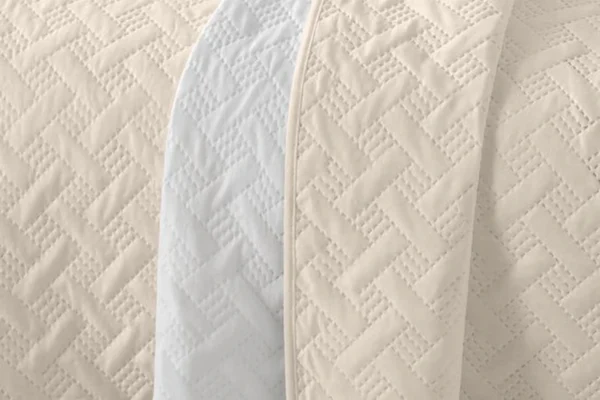 Unyqoos® Tijdloze Elegantie Beige Dekbed voor Alle Seizoenen 180 x 260 cm Luxe en Comfort