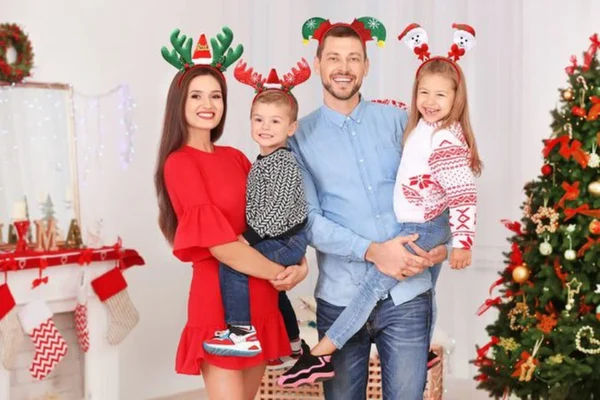 Unyqoos® Feestelijke haaraccessoires voor kerst met rendiergewei en kerstman designs