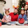 Unyqoos® Feestelijke haaraccessoires voor kerst met rendiergewei en kerstman designs