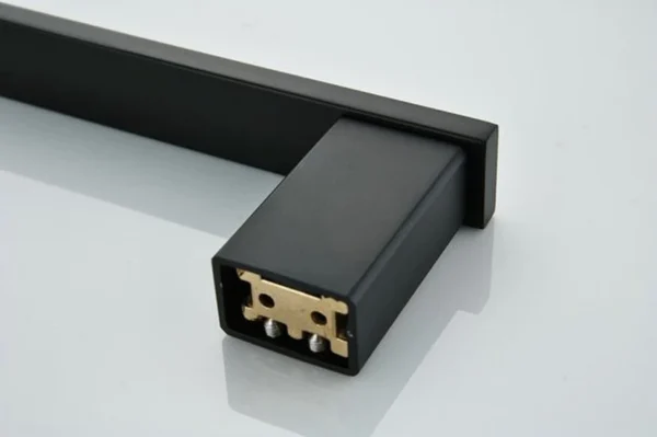 P-87213580031172-20260405183230.webp Unyqoos® Stijlvolle zwarte handdoekstang van 40 cm voor badkamer en toilet
