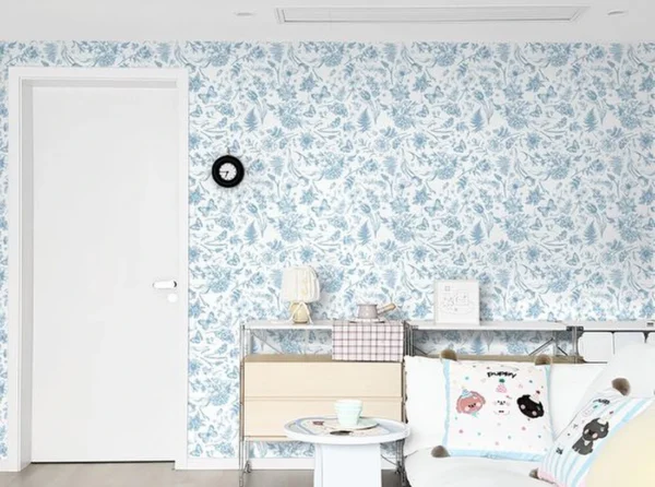 P-87213580587114-20260405113410.webp Unyqoos® Zelfklevend blauw-wit bloemenpatroon vinylbehang voor diverse oppervlakken