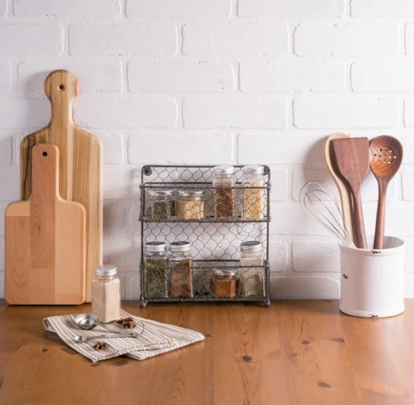 P-87213587159591-20260406103048.webp Unyqoos® Tweedelig wit metalen kruidenrek met vintage uitstraling voor keuken en badkamer
